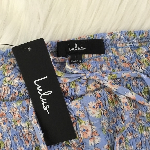 Lulus Naturally Beautiful Light Blue Floral Print Smocked Crop Top Size S - Picture 6 of 7